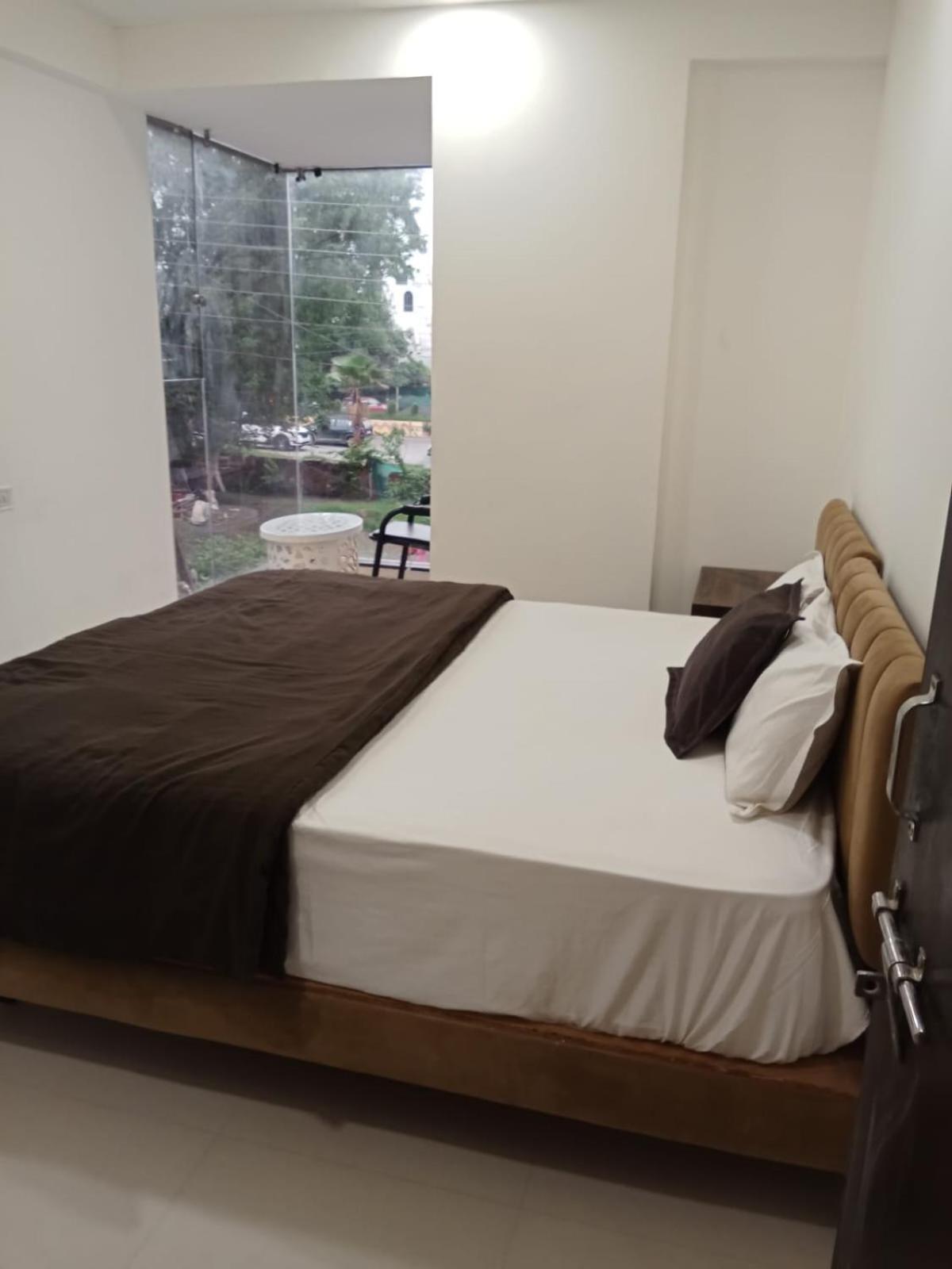 Hotel Kiwi Inn Vijaynagar Scheme 78 Indore Esterno foto